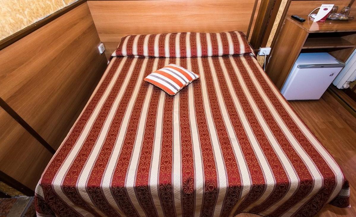 Hotel Artromano Bagian luar foto