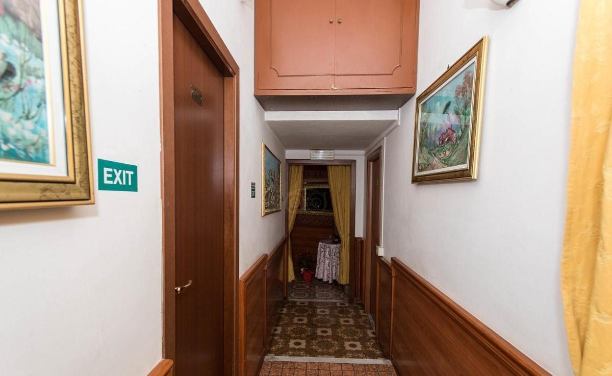 Hotel Artromano Bagian luar foto