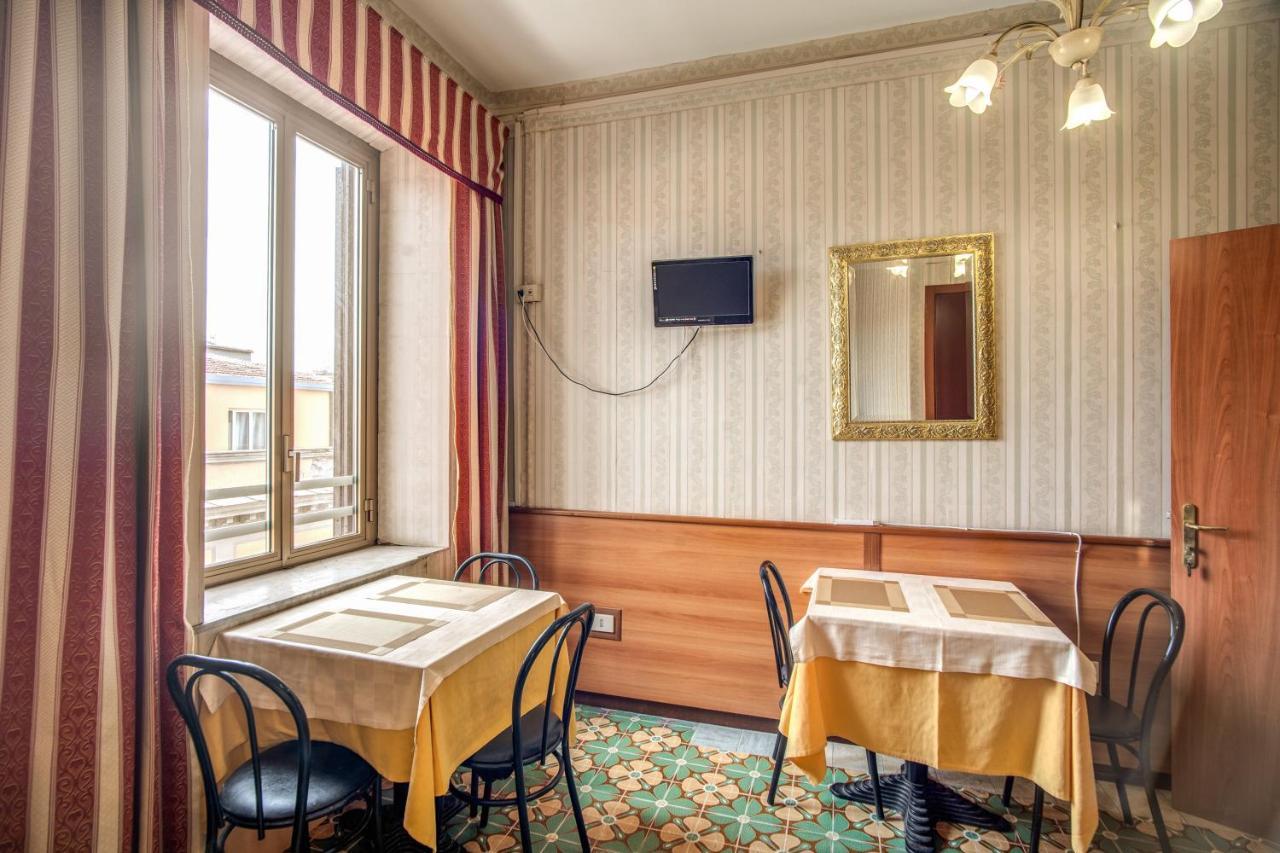 Hotel Artromano Bagian luar foto