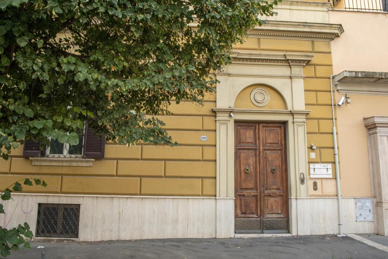 Hotel Artromano Bagian luar foto